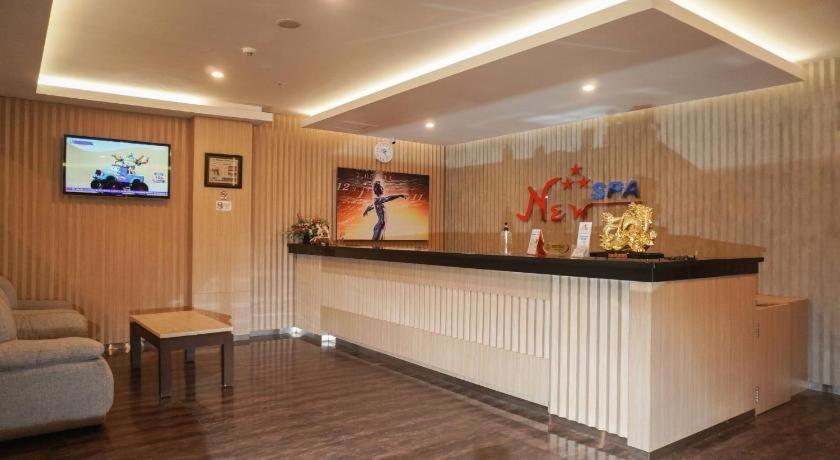 New Hollywood Hotel Pekanbaru Εξωτερικό φωτογραφία