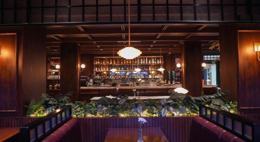 New Hollywood Hotel Pekanbaru Εξωτερικό φωτογραφία