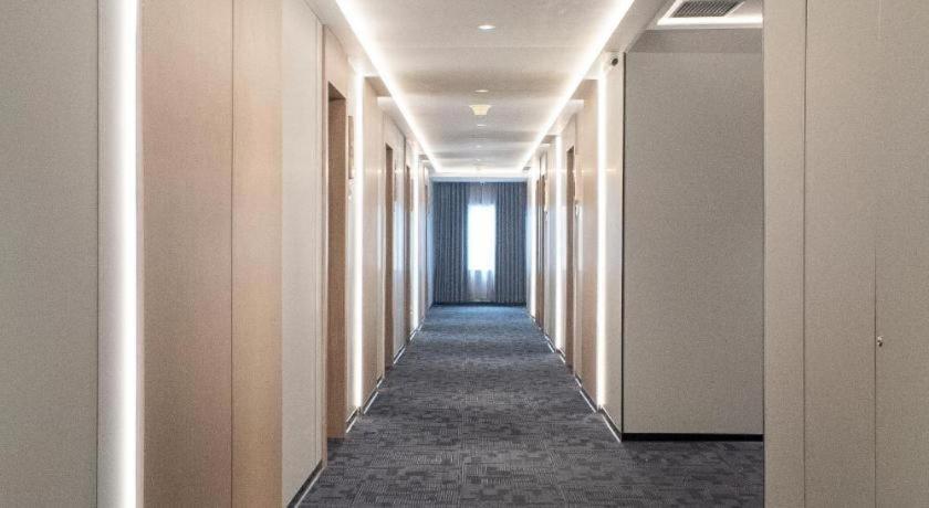 New Hollywood Hotel Pekanbaru Εξωτερικό φωτογραφία